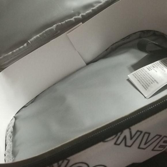 Converse Lunch Bag - Picture 2 of 4